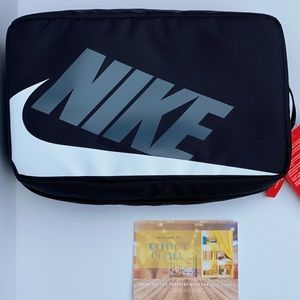 Nike Shoe Carry